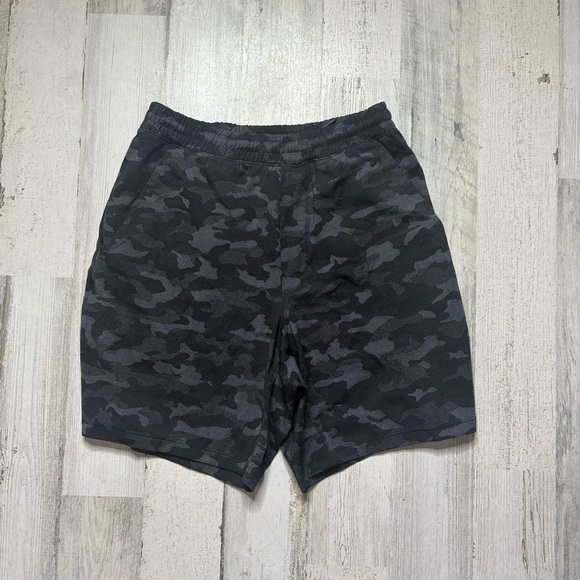 Lululemon Men's Pace Breaker Shorts Size Small - Picture 2 of 7